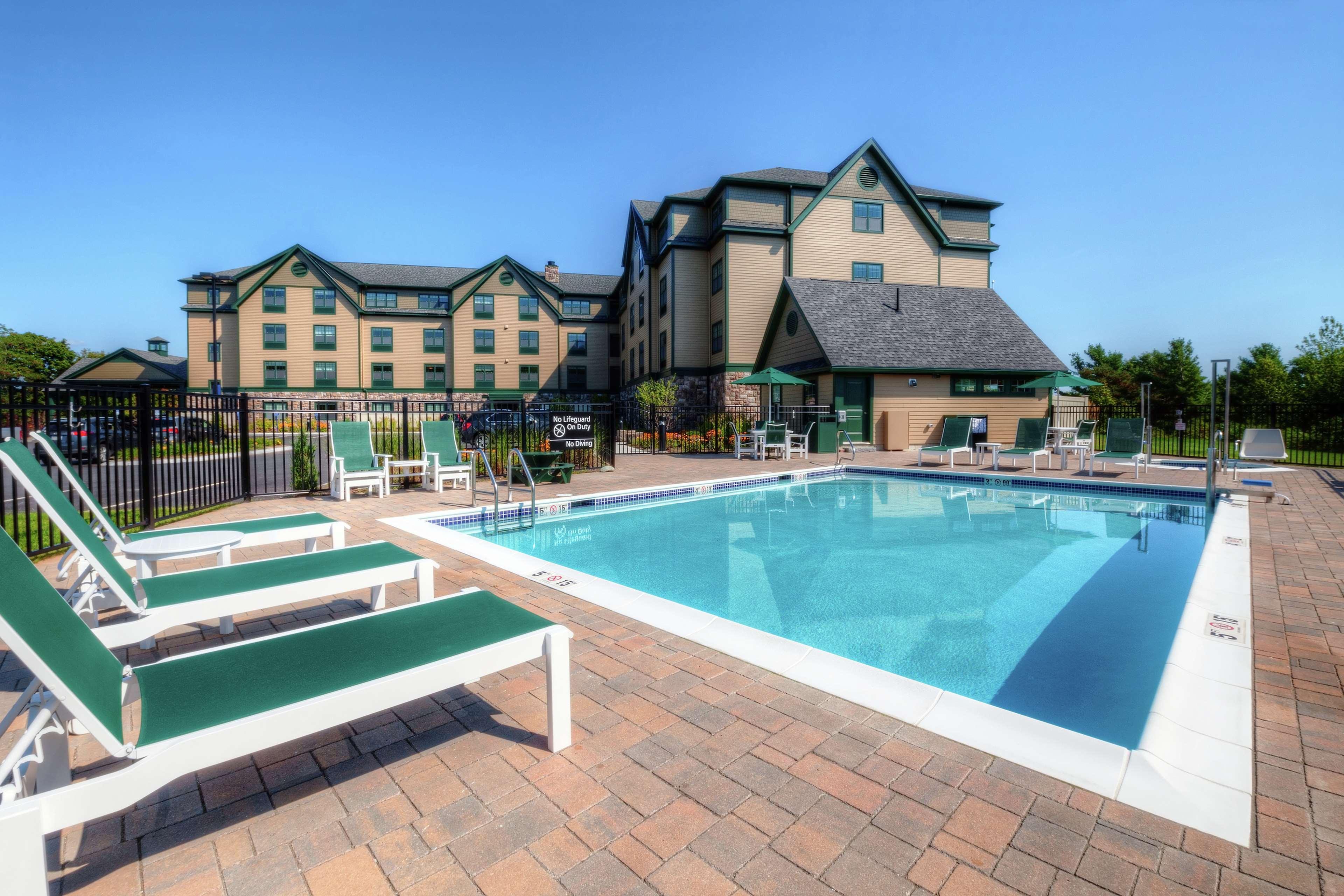 Hampton Inn Bar Harbor Exterior foto